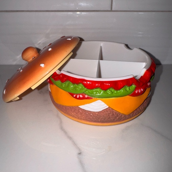 Cheeseburger Condiment Set - Picture 7 of 12